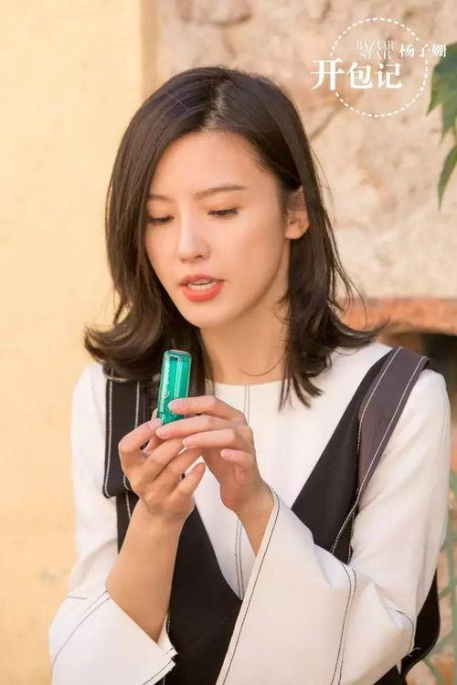 明星网红翻包,翻包大公开，时尚单品大集合