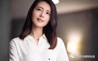 护士转行明星网红,护士转行成为明星网红的华丽蜕变