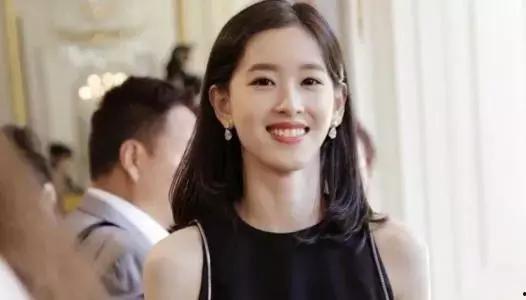 明星网红奶茶图片,明星同款饮品大揭秘