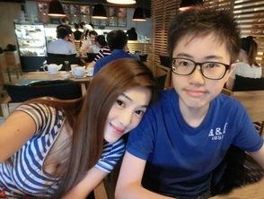 明星网红同台照,明星网红同框，跨界盛宴精彩瞬间